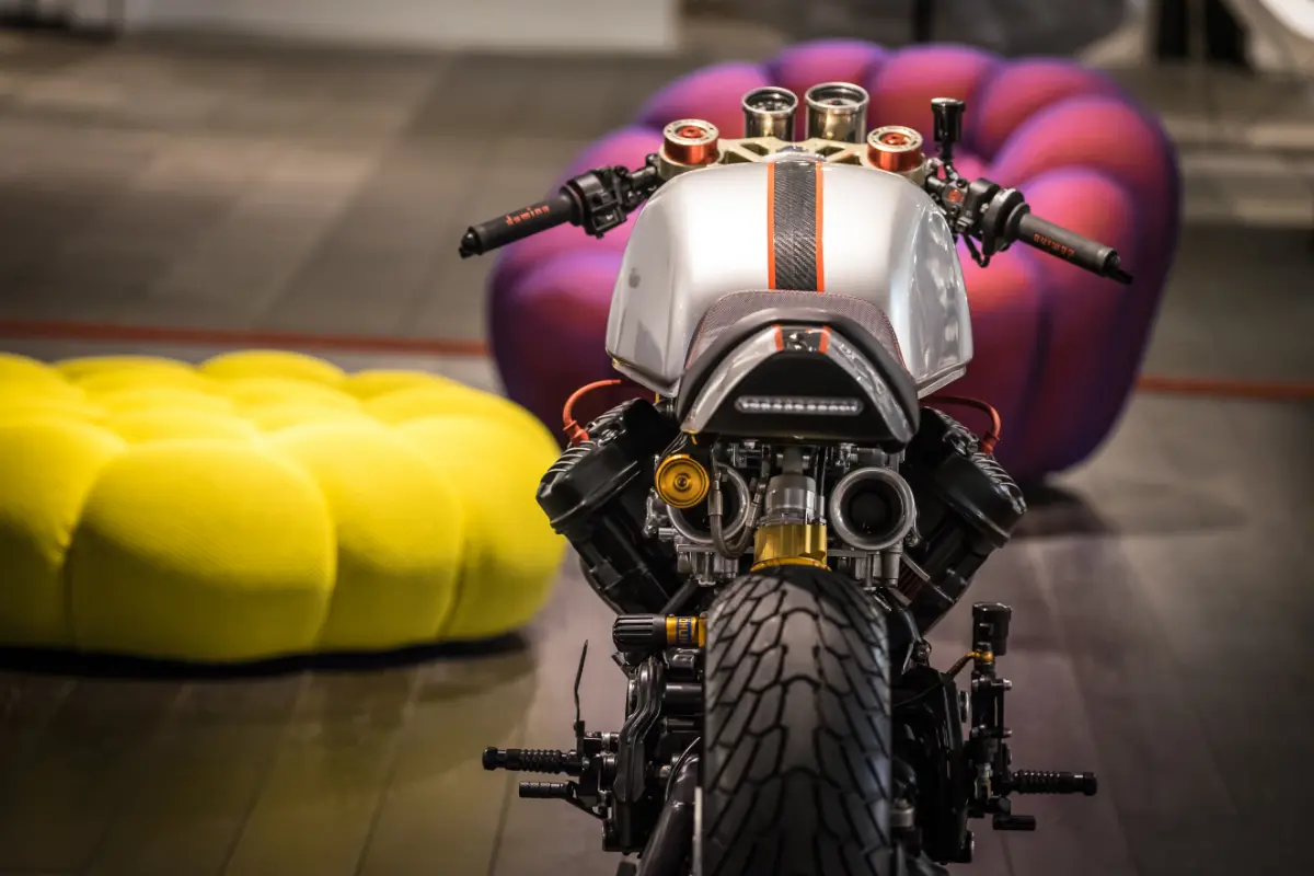 SACHA LAKIC – SMETS – DESIGN CITY