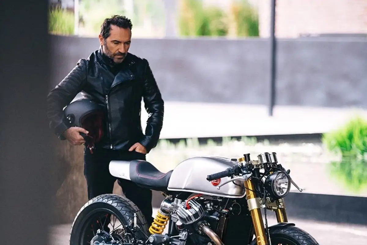 SACHA LAKIC – INTERVIEW – DESIGNBOOM