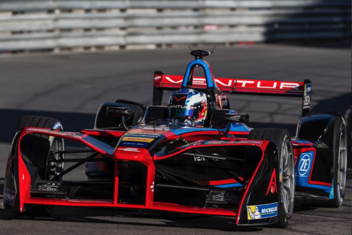 VENTURI FORMULA E – GRAPHIC DESIGN BY SACHA LAKIC